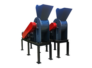 半濕物料雙級(jí)粉碎機(jī) 半濕物料雙級(jí)粉碎機(jī)